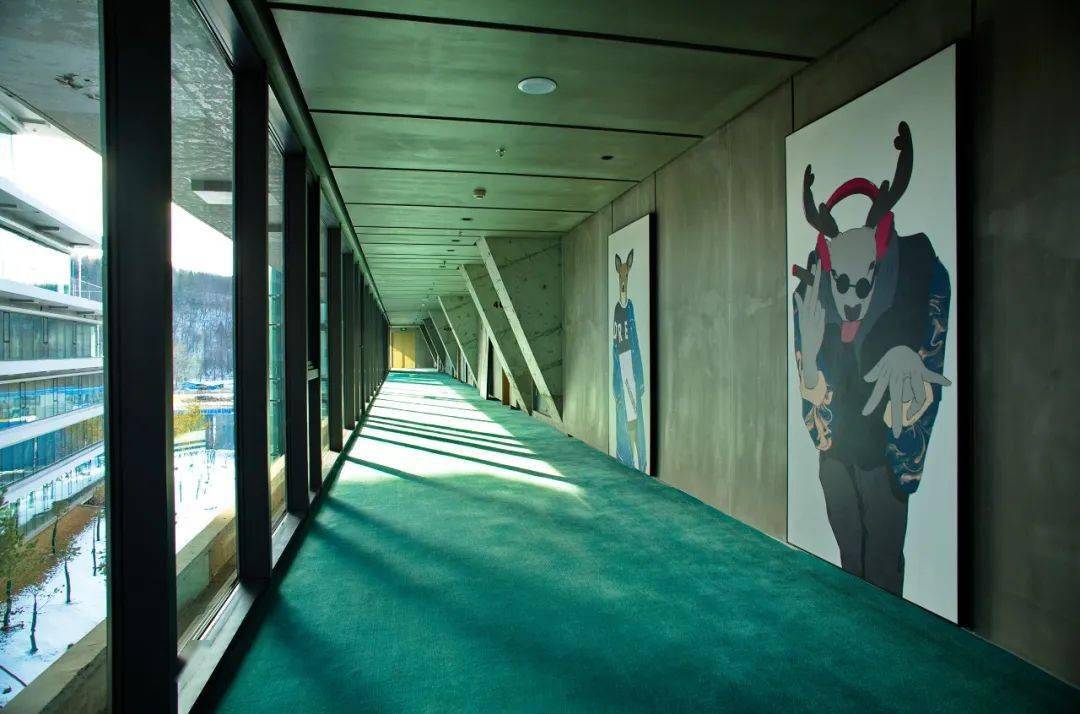 滑雪胜地最隐奢的艺术酒店(图2) 长白山之禾度假酒店_长白山景区建筑_漫江鹿苑混凝土建筑