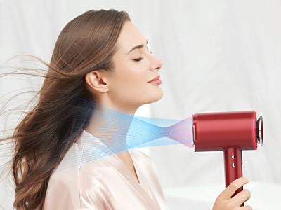 专业IT门户(图23) 携带方便风力大 双11热卖高颜值电吹风推荐