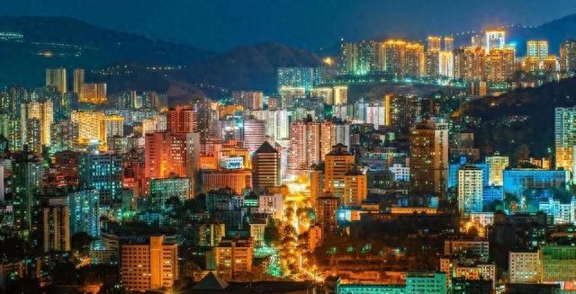 去了趟攀枝花,总算搞明白,为啥攀枝花是四川“离谱”的城市(图1) 攀枝花避霾游_攀枝花景点怎样游玩最合理_攀枝花全钒液流电池