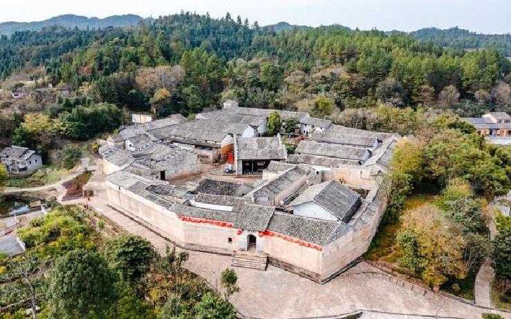 江西没想到,辽宁没想到,现在的赣州,怎么突然这么火了!(图6) 赣州旅游攻略_赣州附近的旅游城市_通天岩龙南自驾游