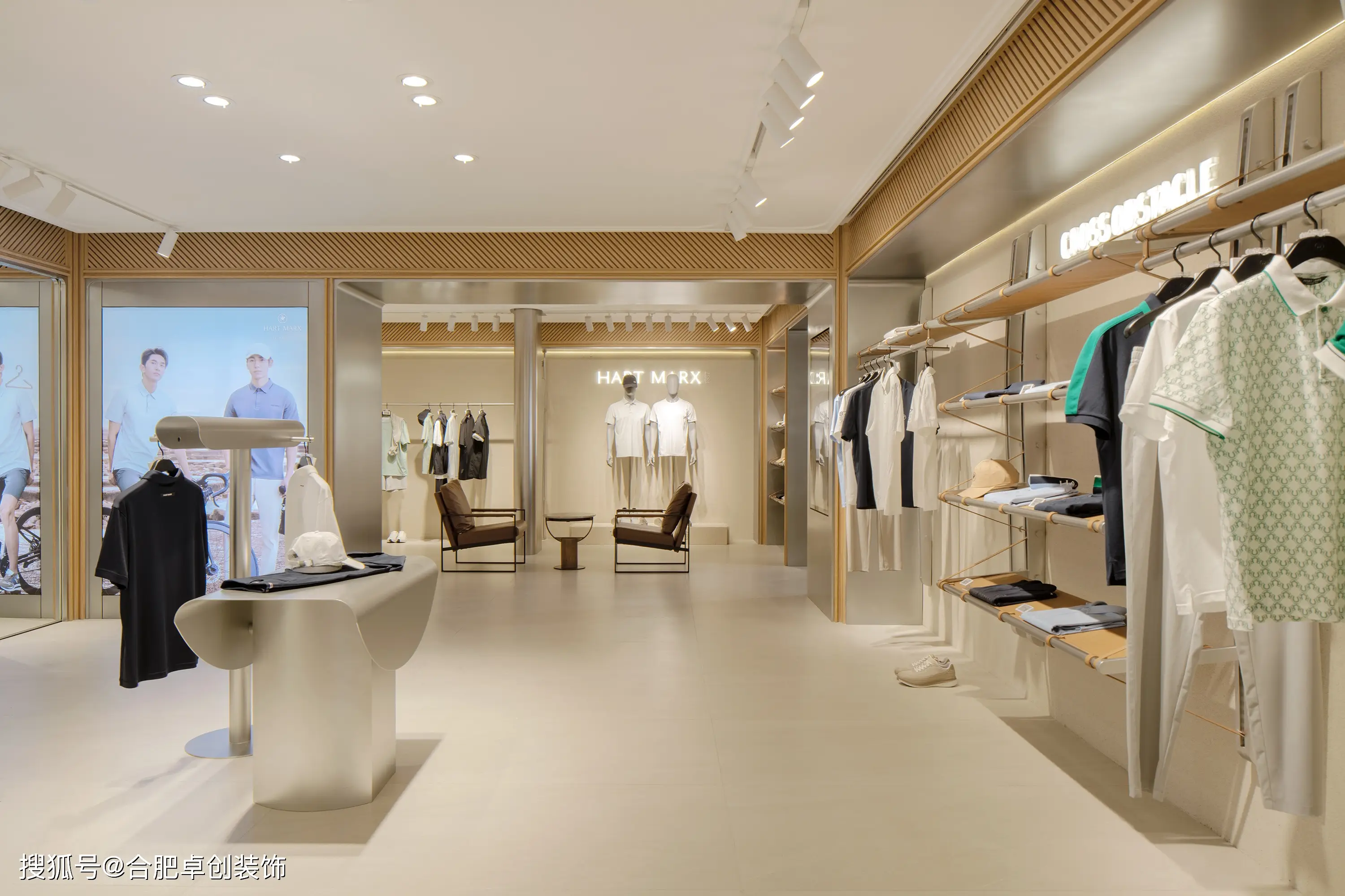 合肥店面设计,服装店装修如何吸引顾客?(图8) 服装店铺装修风格_服装店装修设计灵感_服装店装修风格选择