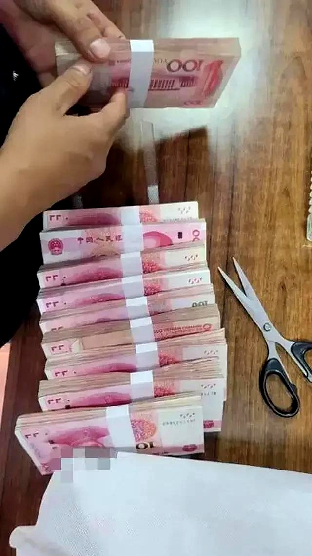 女人有钱才硬气,这话真不假(图2) 经济独立的女人_女人有钱才硬气_女人一定要存钱