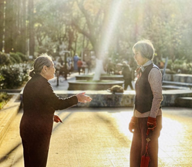 退休也能赚!工程类证书用到 70 岁,选对稳赢(图1) 大龄工程师考证选择_杭州一级建造师挂靠价格_工程师证书退休后价值