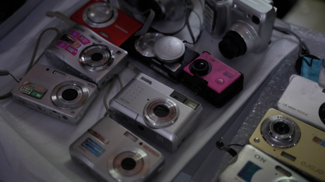 400元买“索尼”4K相机?假的!警惕网络二手交易市场CCD相机陷阱丨追踪到底(图3) 数码之家论坛闲置交易_二手CCD相机 假冒索尼相机 CCD相机 假货问题