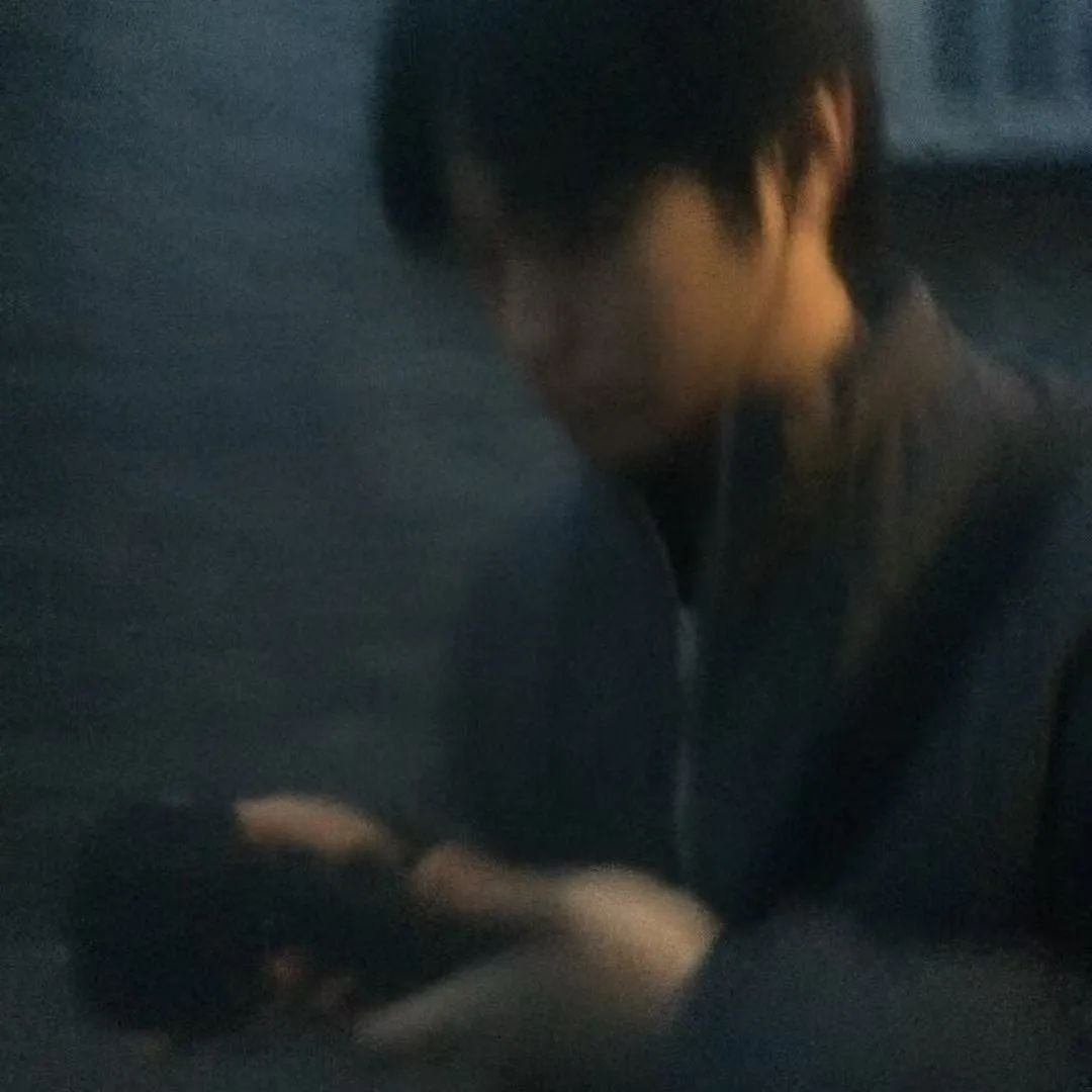 播客制作人王冠杰:用播客撕开与世界的一道裂缝|面面俱到(图2) 二本大学学生成长经历_大学生活经历 及心理感受_深度训练营参与感