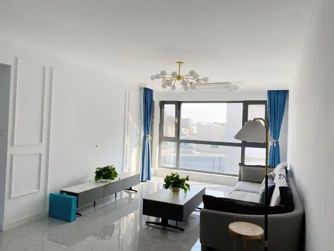 越来越多人装修不做吊顶,看她家新房,极简又舒适,百看不厌!(图4) 卫生间不吊顶图片_极简风格家装_不做吊顶装修