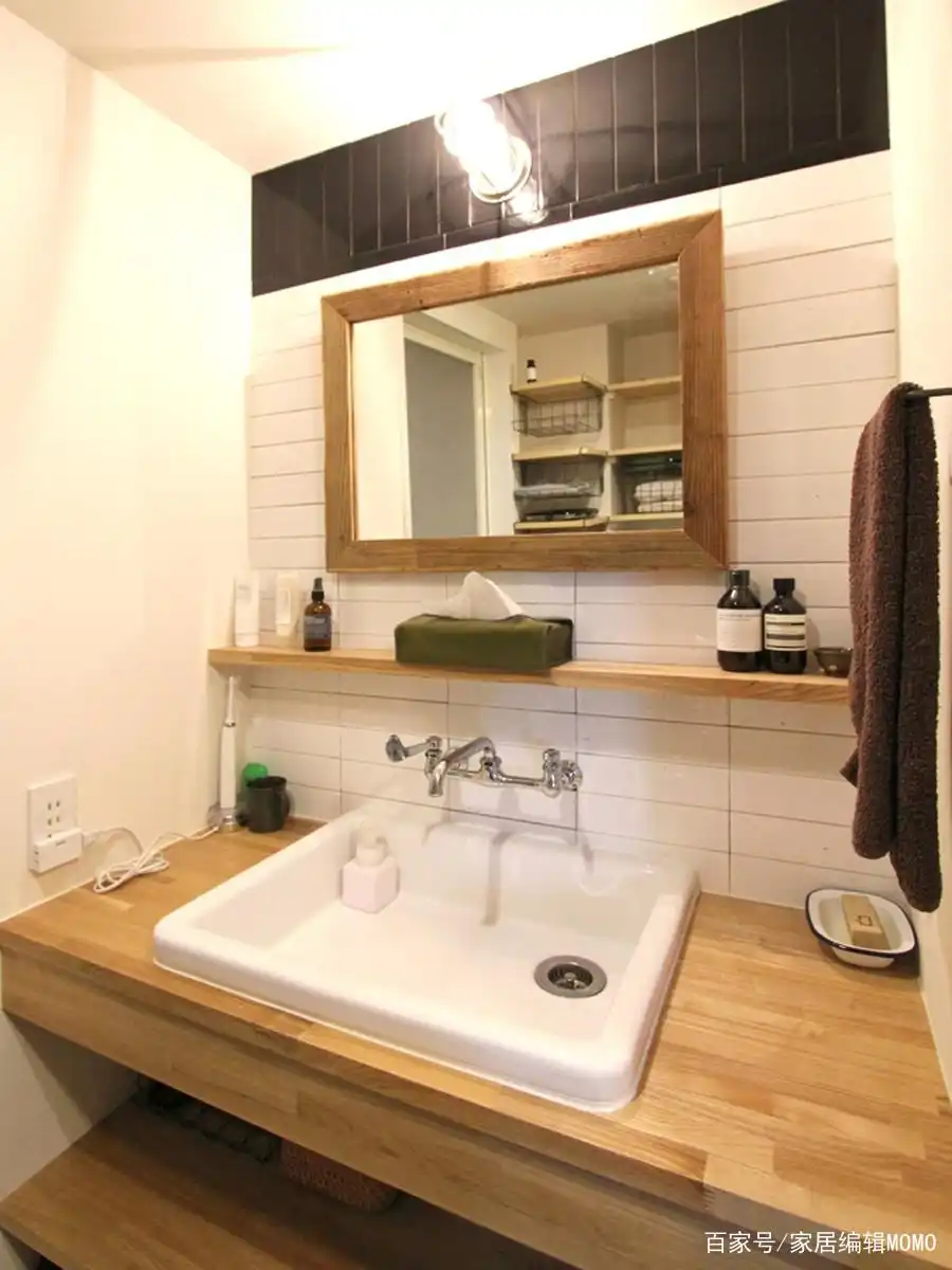 这家人的实用主义火了,全屋不做吊顶,毛坯走明线,简单又好看(图10) 全屋不做吊顶毛坯走明线装修设计_卫生间不吊顶图片_轻装修重装饰实用主义家居案例