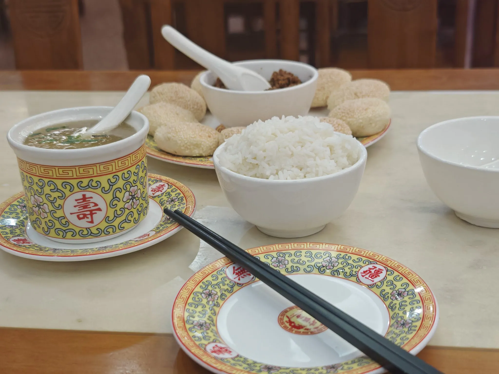 特别提一下砂锅居的肉沫烧饼 北京的砂锅居创建于乾隆六年(公元1(图7) 砂锅居肉沫烧饼_砂锅居有什么镇店名菜?_北京砂锅居特色小吃