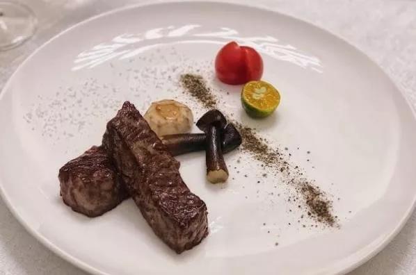 广州十大顶级私房菜(图12) 广州西餐厅家具_广州私房菜_高端私人定制餐厅