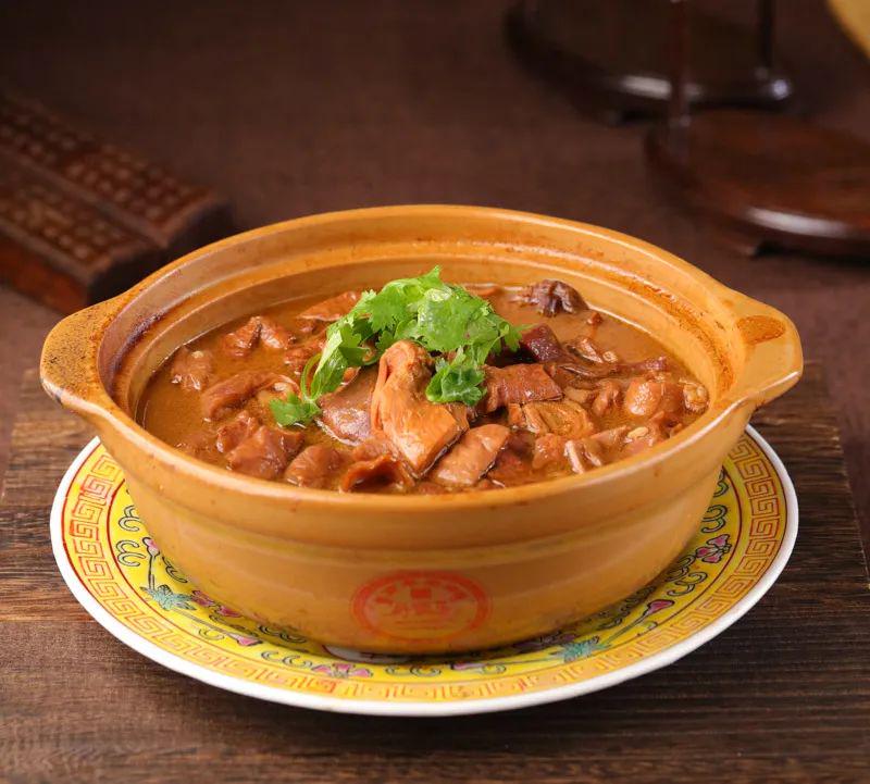 老字号里的幸福年味丨砂锅居白肉飘香(图2) 北京西城老字号名菜_砂锅居有什么镇店名菜?_砂锅居镇店名菜做法