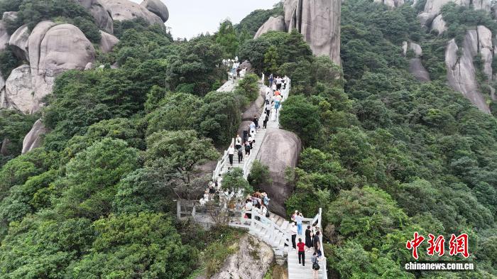 “黄金周”里邂逅福建宁德:山海相约 古村新韵(图3) 霞浦三沙镇旅游攻略_宁德市旅游景点大全_宁德霞浦东壁村夜派对