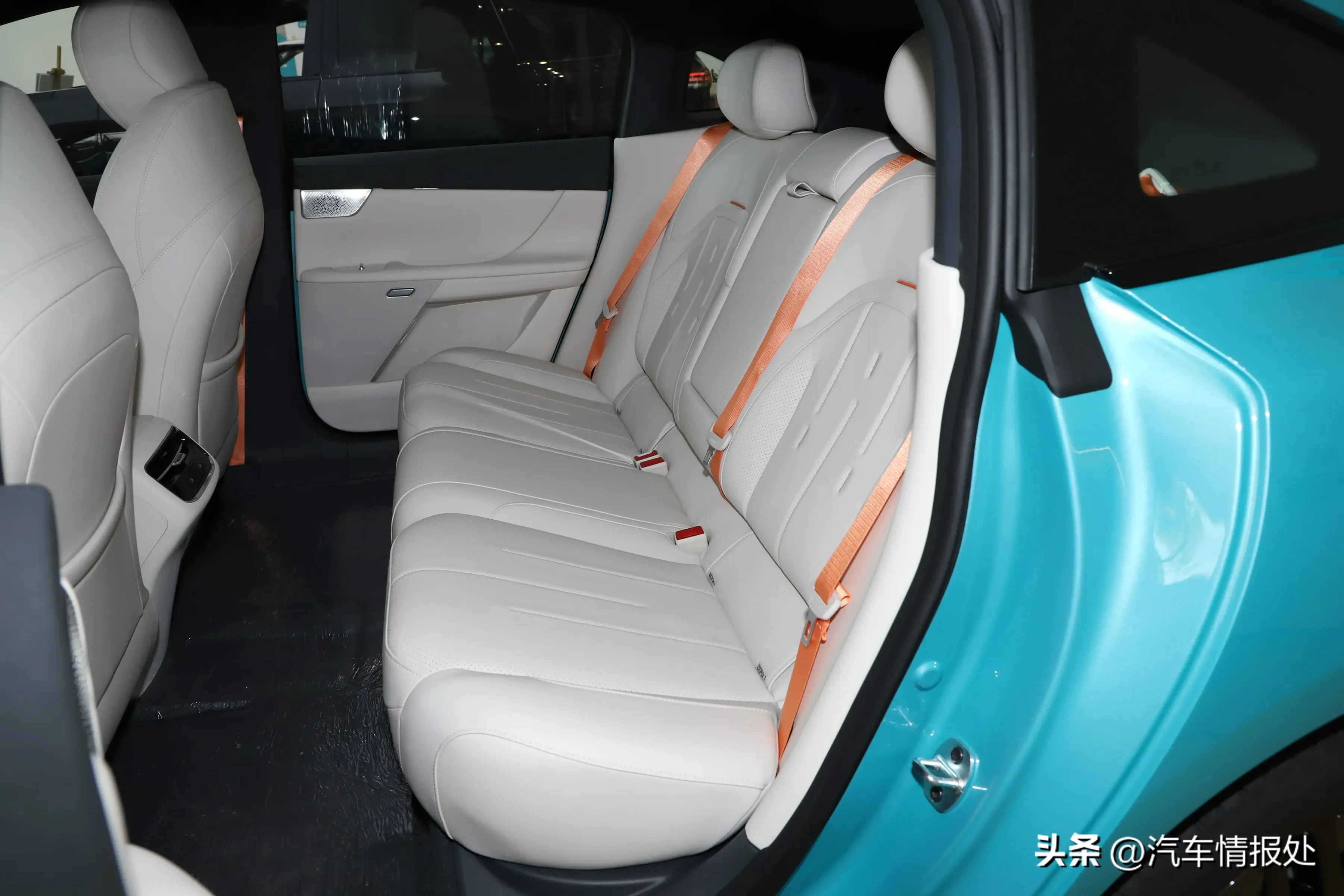 推荐10款10-15万降价力度最大的纯电轿车,看看哪款性价比更高(图31) 高底盘中轿车推荐_长续航智能轿车性价比_10-15万新能源汽车推荐