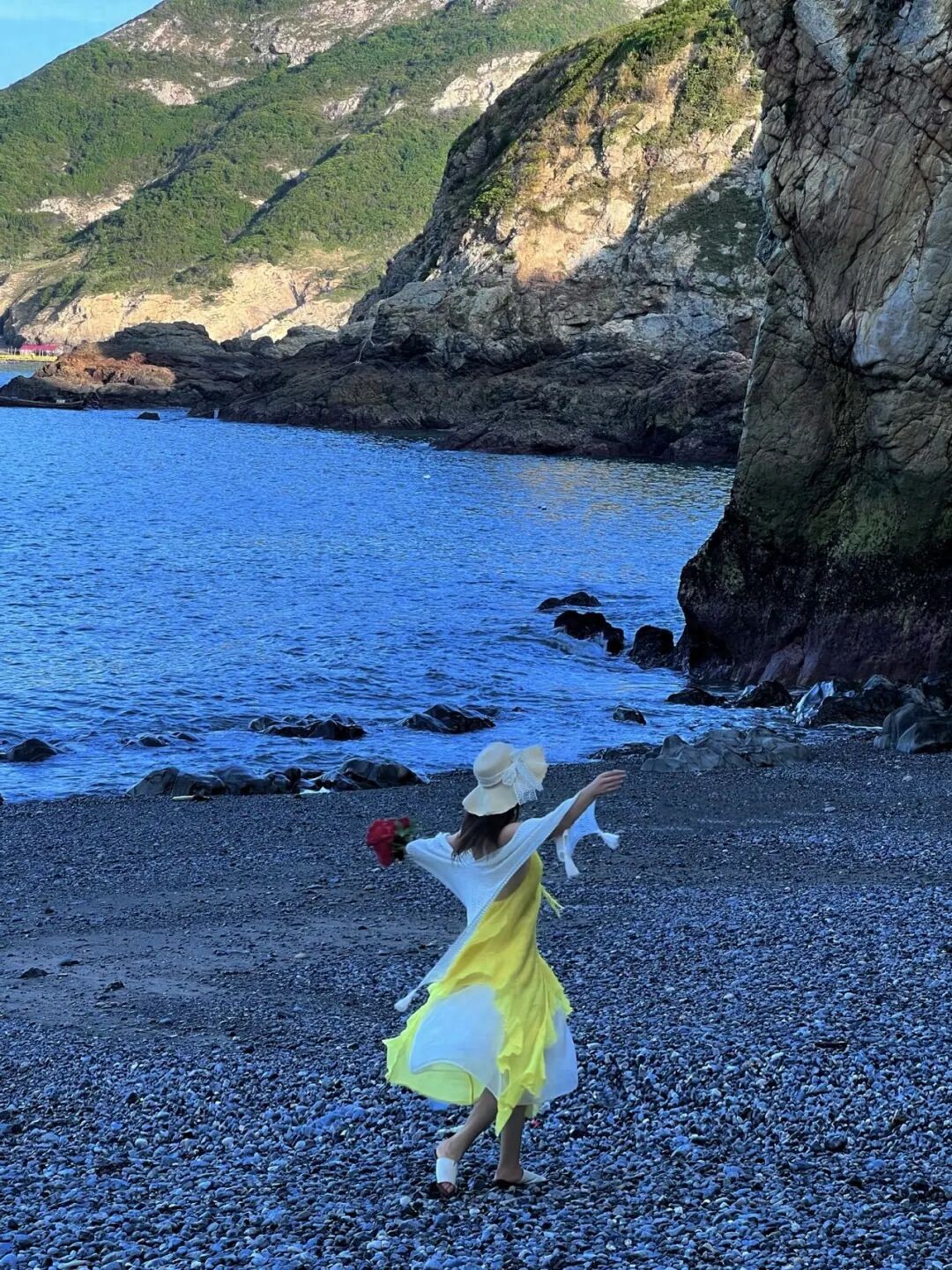 假期没玩够?!Get旅行达人同款初秋的浪漫宁德(图1) 霞浦滩涂高罗海滩下尾岛海尾城堡东壁村_宁德山海旅游攻略_宁德市旅游景点大全