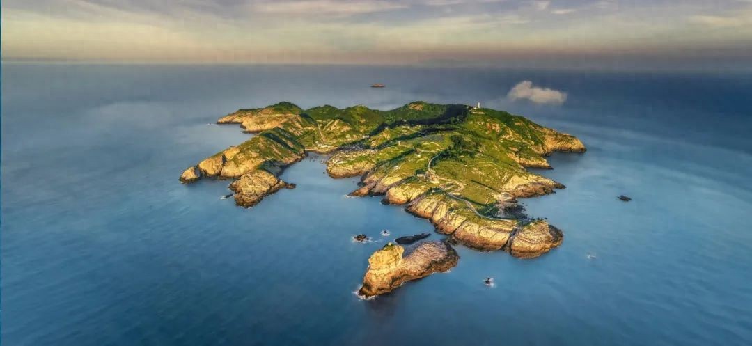 夏天还没走!宁德5个被上帝私藏的绝美海岛,赶紧去浪一浪~(图1) 宁德市旅游景点大全_福鼎台山岛旅游攻略_嵛山岛最美海岛旅游攻略