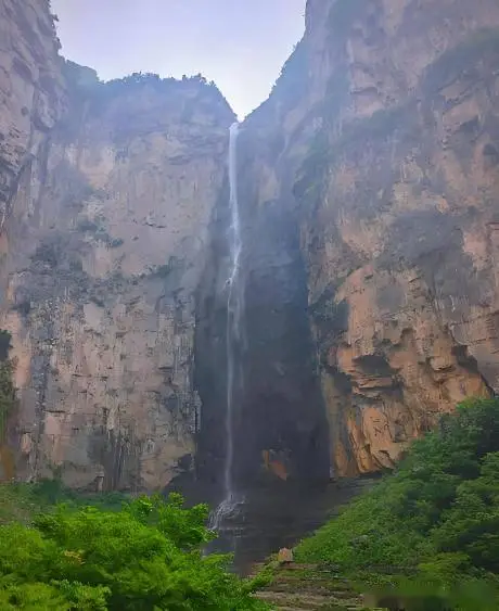 凯里旅游必去景点,2025凯里旅游新趋势,这十个美景美食推荐收藏(图7) 贵州凯里台江旅游_镇远古城舞阳河夜游体验_凯里西江千户苗寨旅游攻略