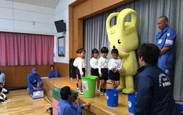 中日差距有多大?看5000元人民币,在日本能游玩多久就知道了(图1) 5000块人民币日本旅行_日本旅行省钱攻略_日本十月份最佳旅游线路