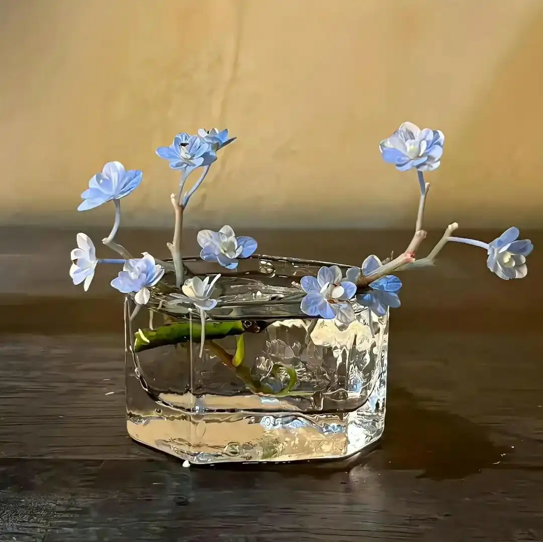 人际交往中的25大黄金定律(太精辟了)(图3) 人生感悟_判断他人真实性的方法_人际交往黄金法则