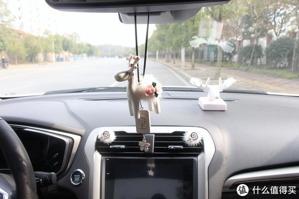 买了新车之后一般要买哪些配件?(图3) 买车配件推荐_不推荐的车载配件_新车必要的装饰 知乎