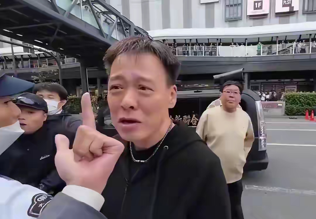 27起袭击案挡不住赴日旅游热?(图6) 日本治安恶化 中国公民犯罪事件频发_日本十月份最佳旅游线路_中国游客赴日数量下降