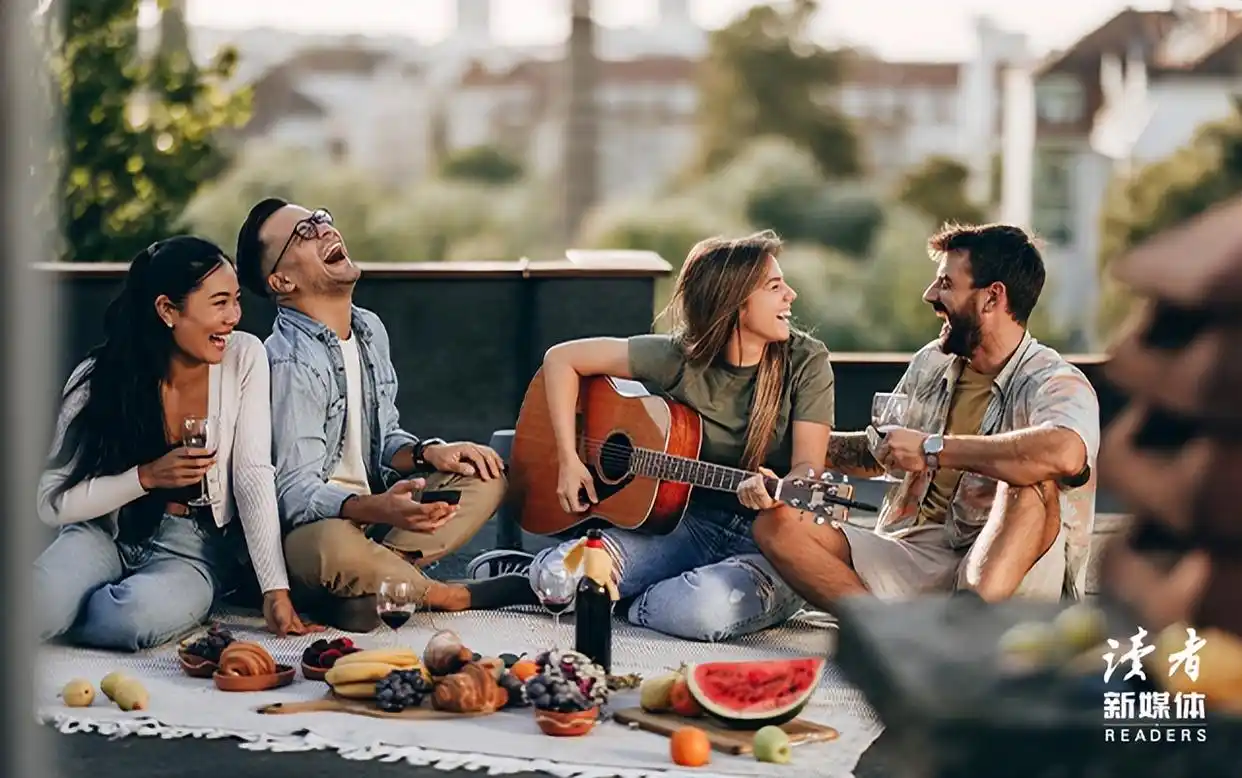 人际交往的3大黄金准则,越早知道越好(建议永久收藏)(图2) 维护人际边界感_不介意他人看法_人际交往黄金法则