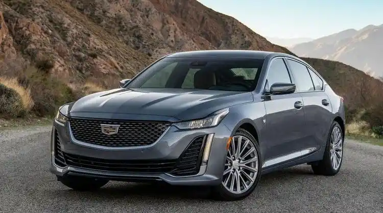 新车刚落地,汽车用品别乱买,只要配齐这八件就够用了(图1) 新车必要的装饰 知乎_汽车用品清单_实用汽车配件推荐