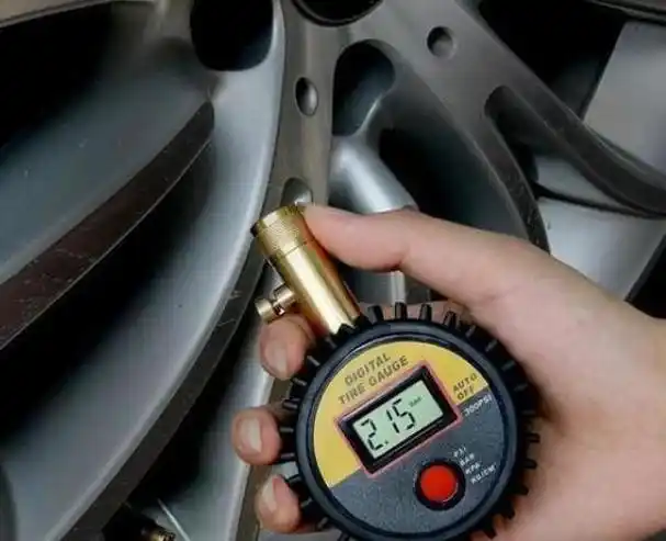 新车刚落地,汽车用品别乱买,只要配齐这八件就够用了(图6) 实用汽车配件推荐_汽车用品清单_新车必要的装饰 知乎