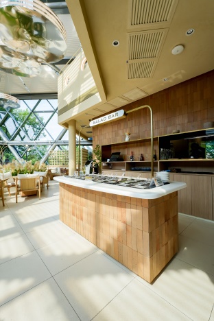 三十三年,比萨专家持续领跑餐饮行业(图11) 必胜客低碳环保餐厅_设计美味比萨_必胜客中国第3000家门店