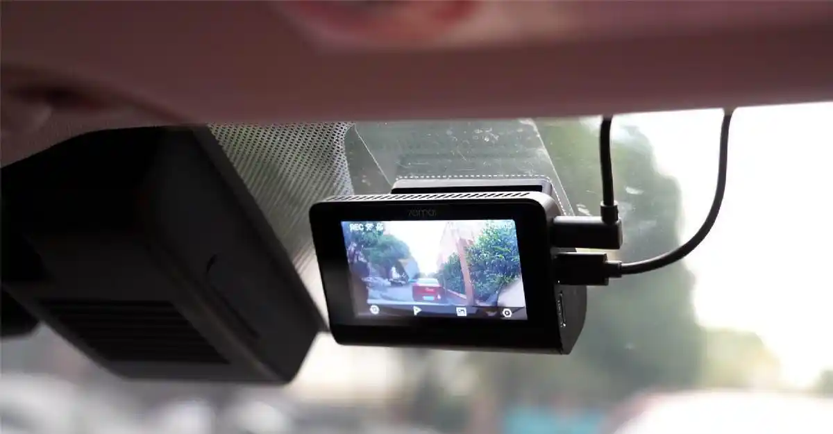 盘点买过最实用的汽车用品,以下几个汽车配件,提车后尽快加装(图3) 汽车脚垫_行车记录仪_新车必要的装饰 知乎